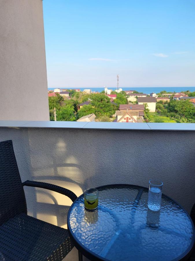 Hotel Damar Костинещи Екстериор снимка